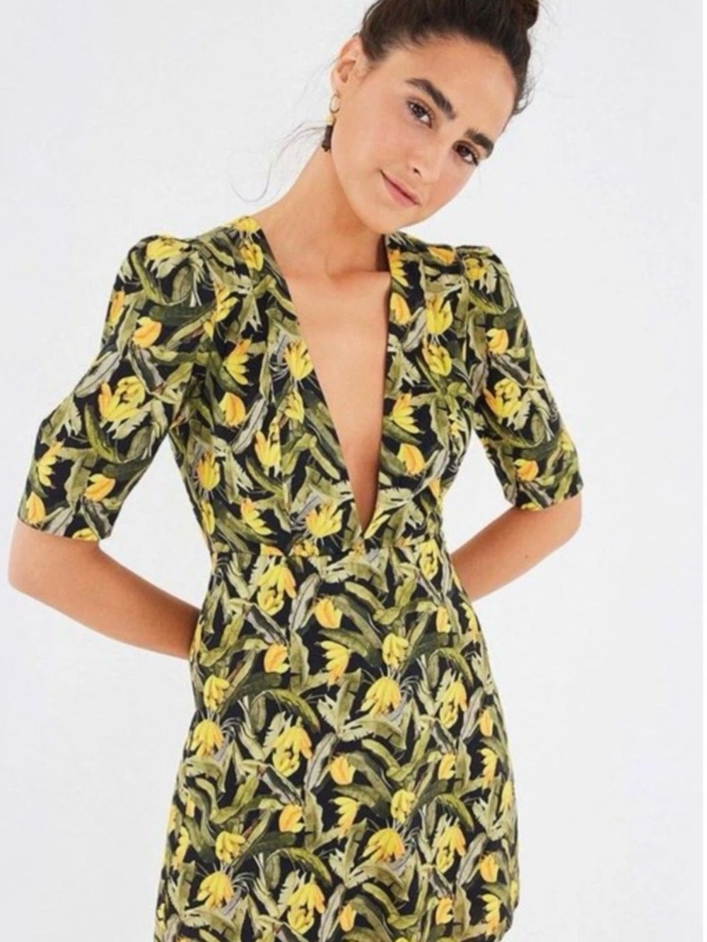 Farm Rio Banana Print Deep V Neck Princess Sleeve Short Black & Green Dress S